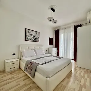  Apartment Spiranca Downtown Comfort